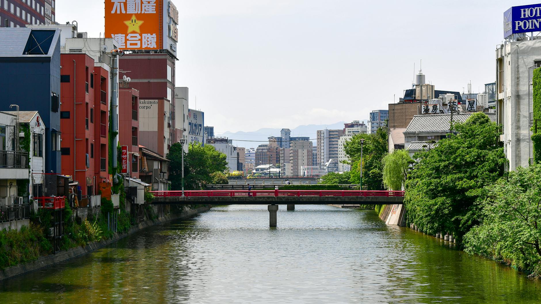 福岡の街並みの全景